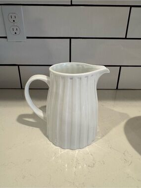Crate&Barrel White Scalloped Ceramic pitcher